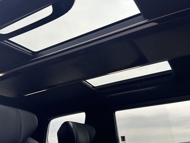 VELLFIRE HYBRID