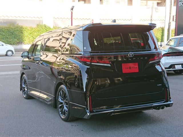 VELLFIRE HYBRID