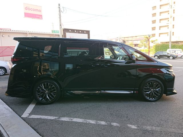 VELLFIRE HYBRID