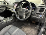 CROWN sedan hybrid