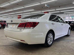 CROWN sedan hybrid