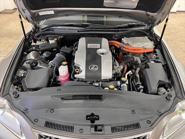LEXUS IS300h