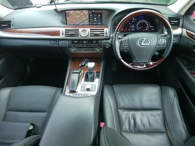 LEXUS LS460