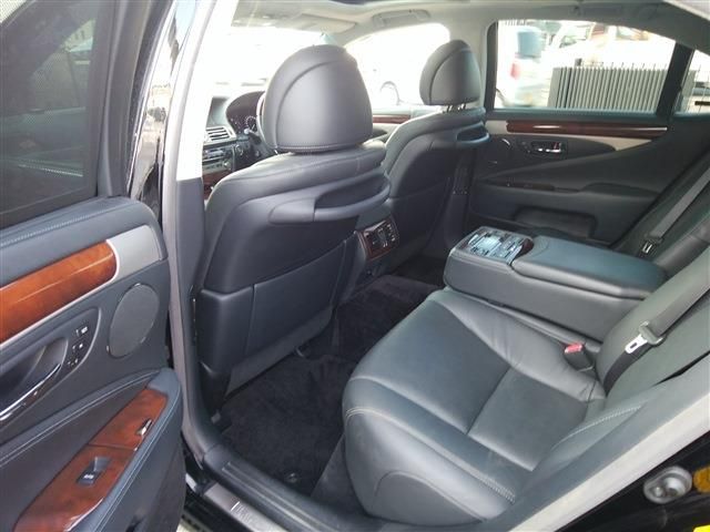 LEXUS LS460