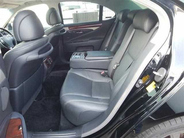 LEXUS LS460