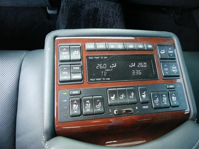 LEXUS LS460
