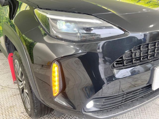 YARIS CROSS HYBRID