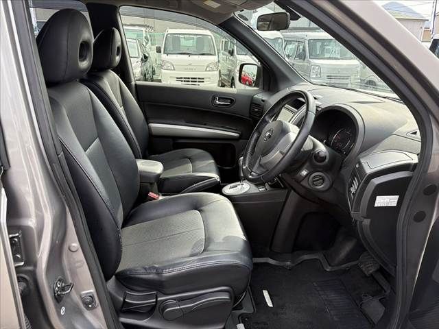 X-TRAIL 4WD