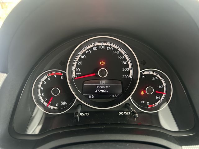 VOLKSWAGEN up!
