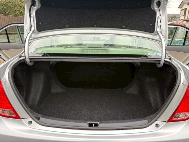 COROLLA AXIO