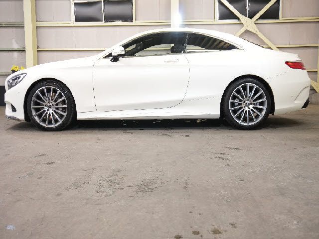 Mercedes-Benz S-Class Coupe