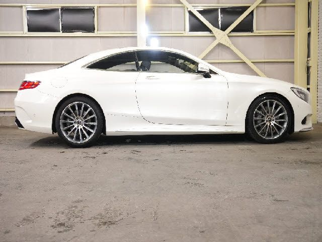 Mercedes-Benz S-Class Coupe