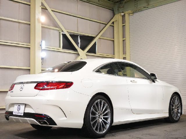 Mercedes-Benz S-Class Coupe