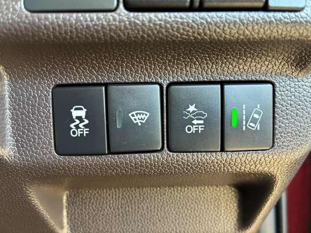 FREED 4WD