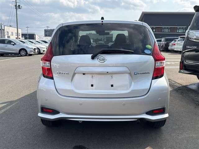 NOTE 4WD