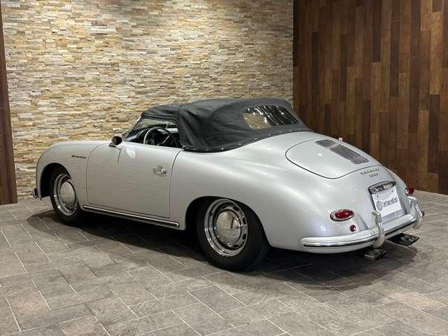PORSCHE 356