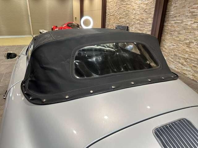 PORSCHE 356