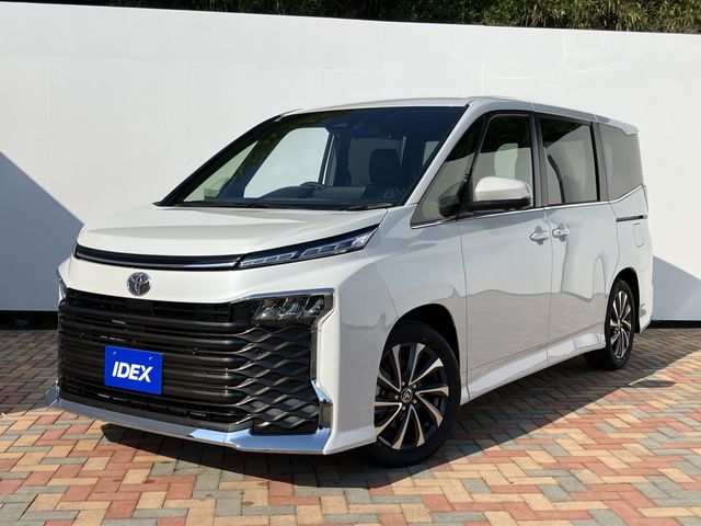 VOXY HYBRID