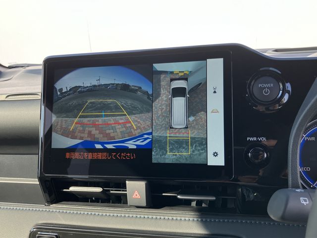VOXY HYBRID
