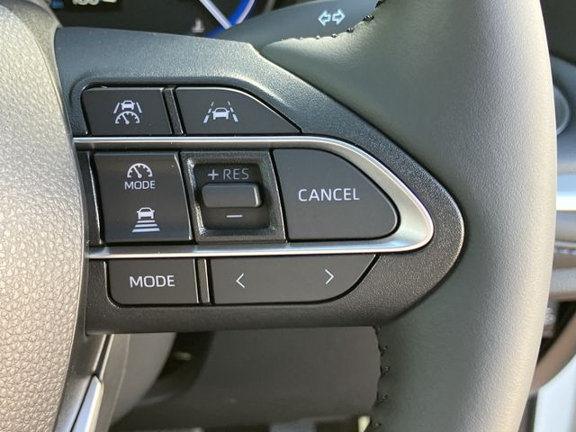 VOXY HYBRID