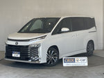 VOXY HYBRID