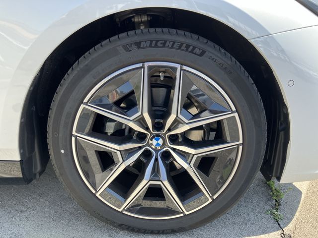BMW 5 Series sedan