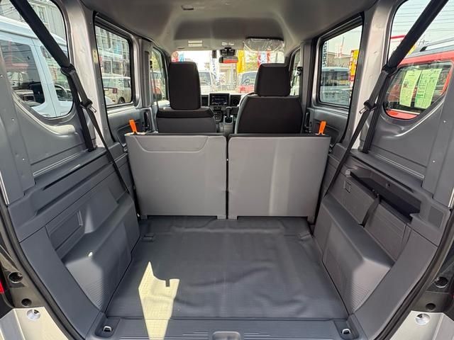 N-VAN