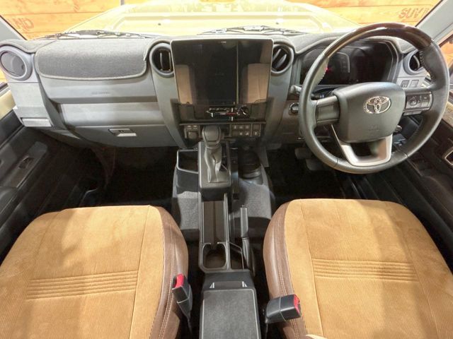 LANDCRUISER 70