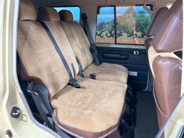 LANDCRUISER 70