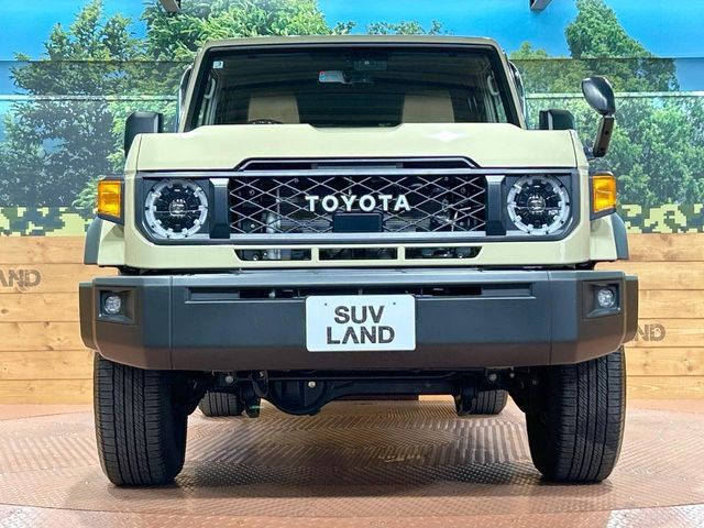 LANDCRUISER 70