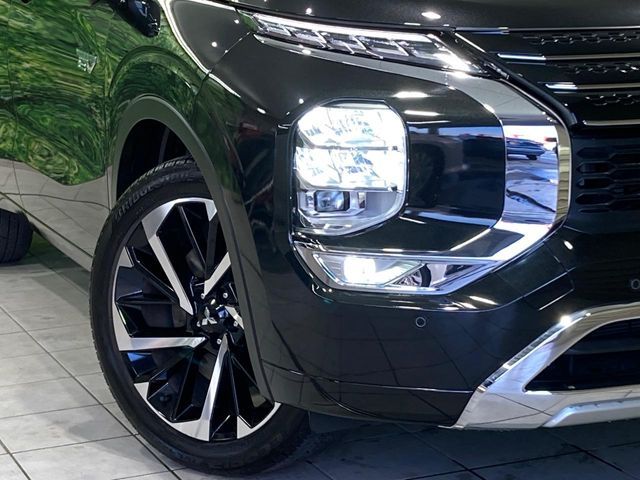 OUTLANDER PHEV