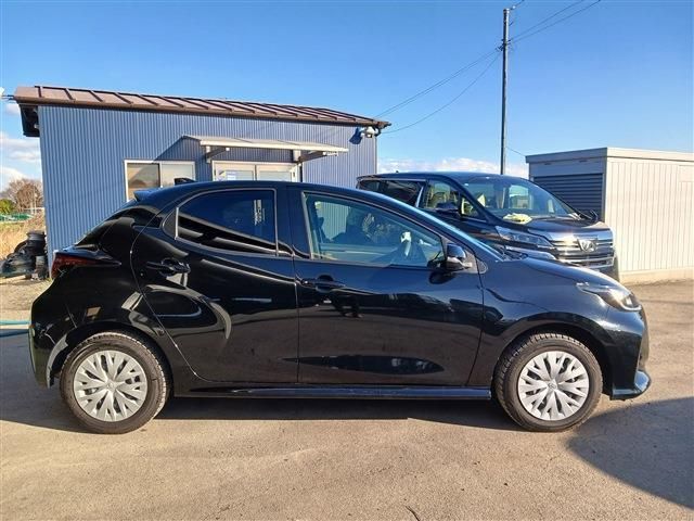 YARIS HYBRID