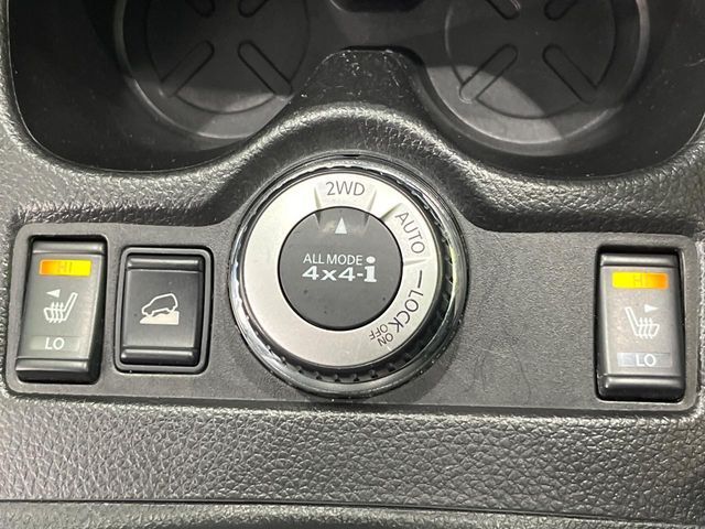 X-TRAIL 4WD