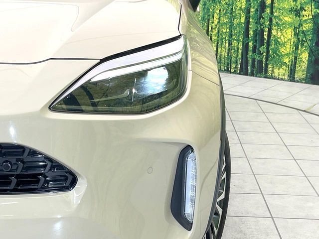 YARIS CROSS HYBRID