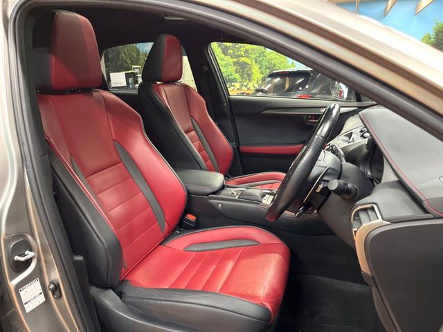 LEXUS NX300h