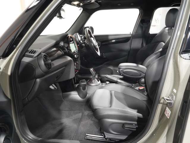 MINI COOPER SD 5DOOR
