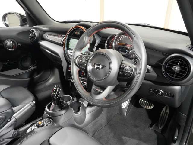 MINI COOPER SD 5DOOR