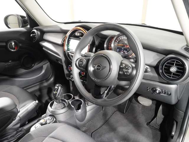 MINI COOPER 5DOOR