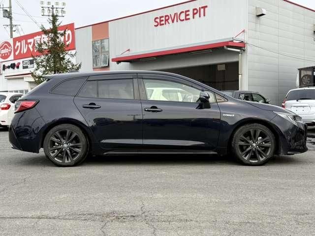 COROLLA TOURING HYBRID 4WD