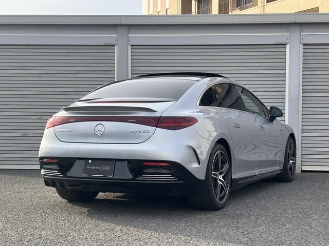 MERCEDES AMG EQE