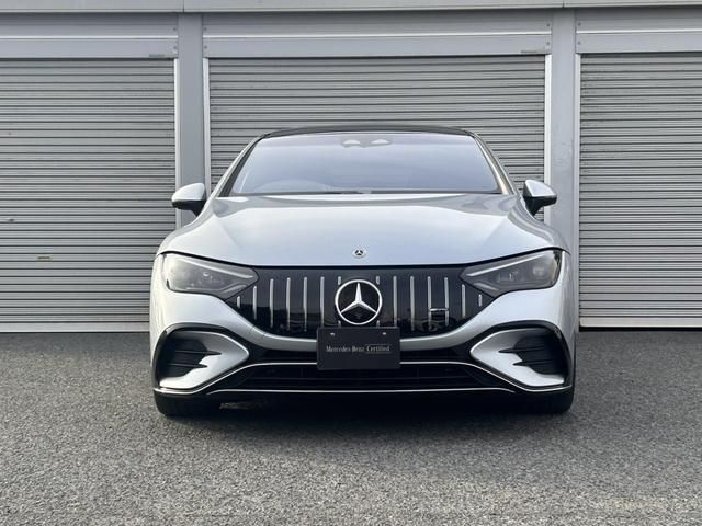 MERCEDES AMG EQE