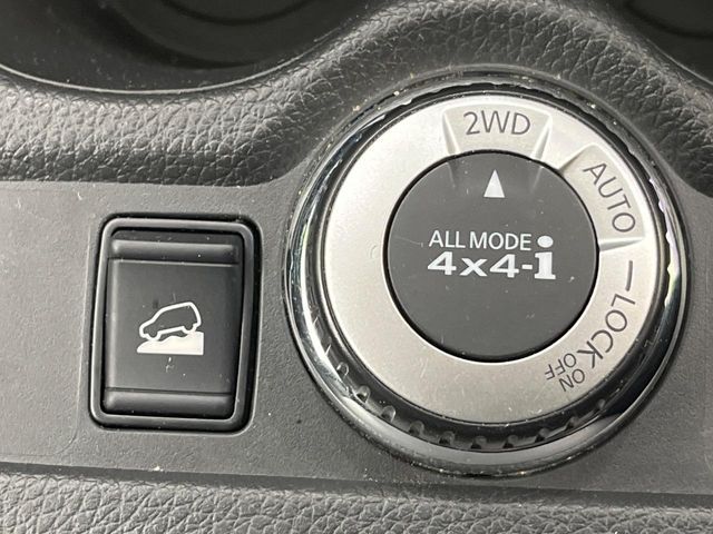 X-TRAIL 4WD