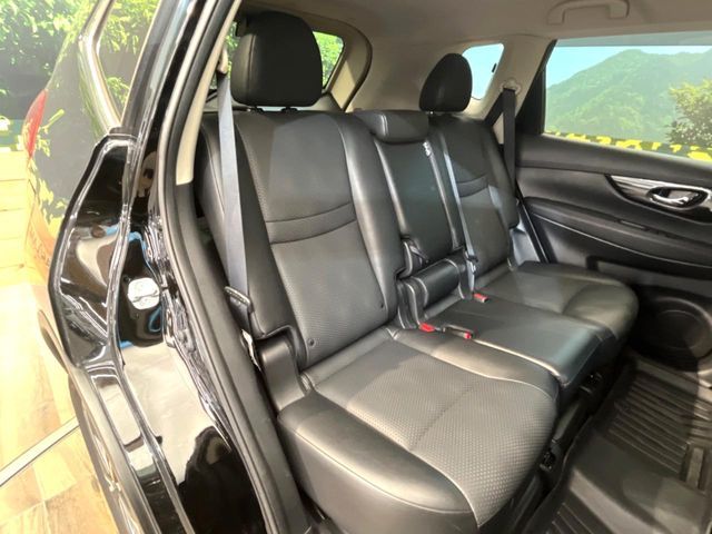 X-TRAIL 2WD