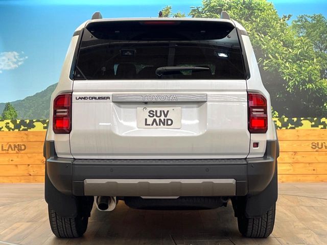 LANDCRUISER 250