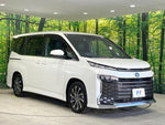 VOXY HYBRID