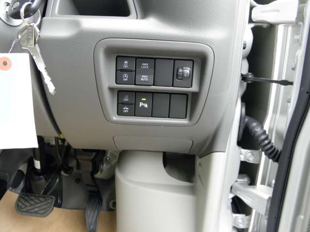 NV100 CLIPPER 4WD