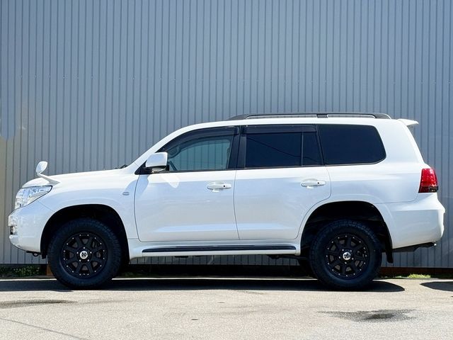 LANDCRUISER wagon