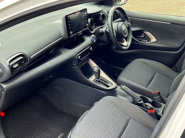 YARIS HYBRID