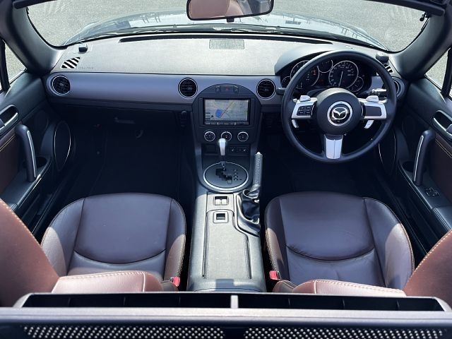 ROADSTER