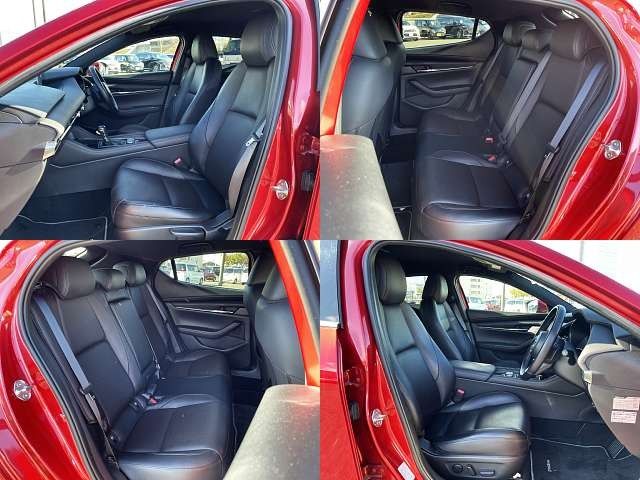 MAZDA3 FASTBACK